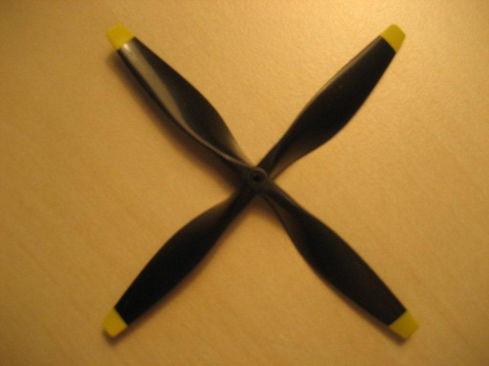 4 bladet propel til Ultra Micro Spitfire/Mustang