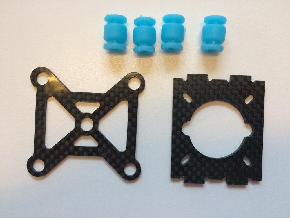 2 småplader og gummibøsninger til Night Hawk 300