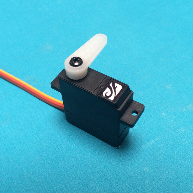 12,4 grams DMG servo til Weasel og Ahi fra Dream Flight
