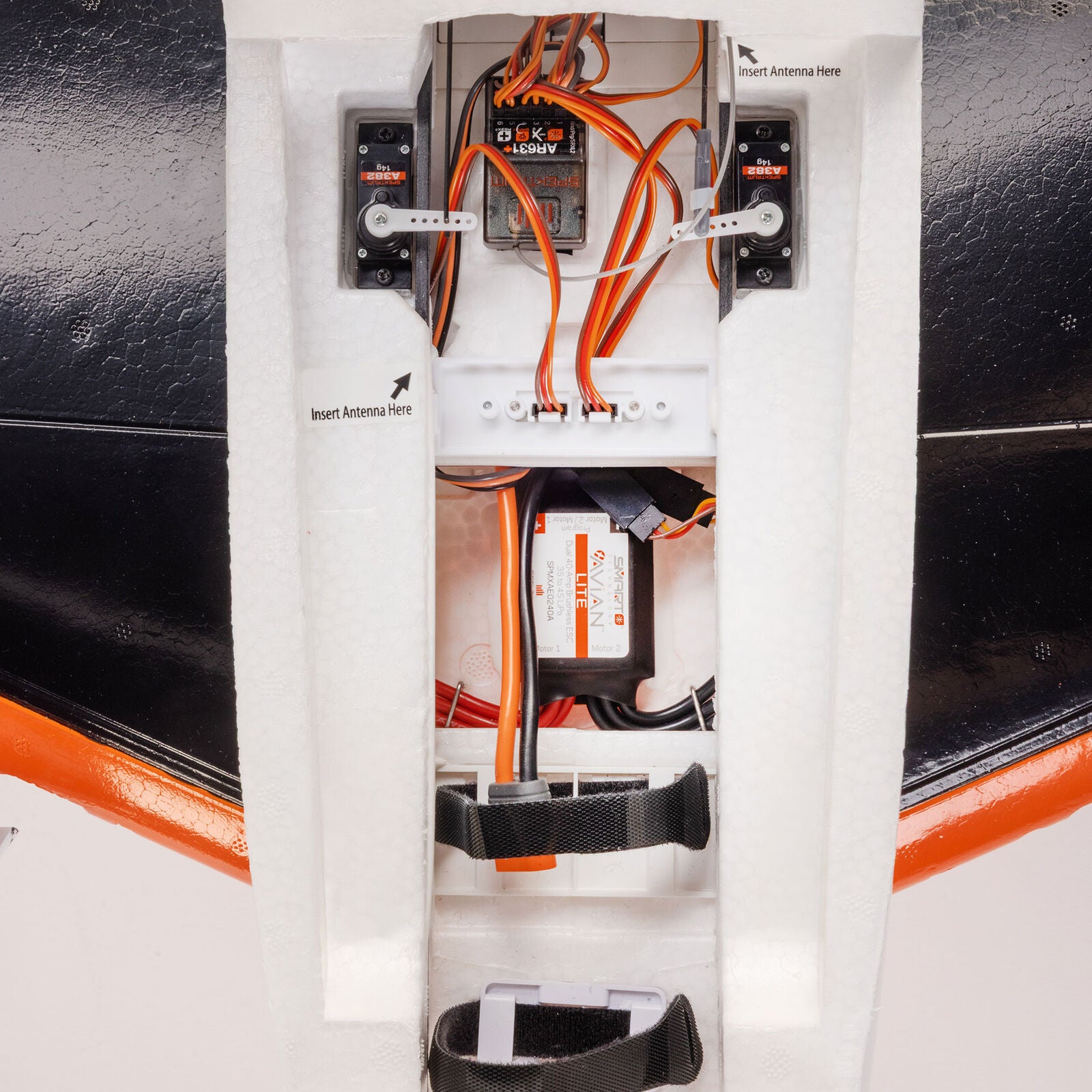 Beechcraft D18/RC-45J 1.5m PNP