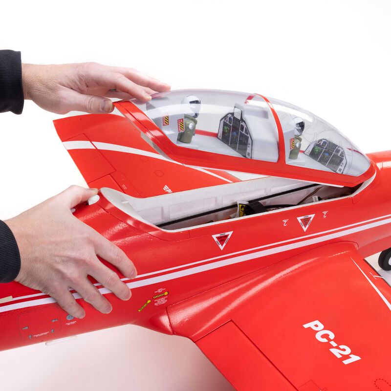 Pilatus PC-21 1,3 m BNF Basic med AS3X+ og SAFE Select FORUDBESTILLING TIL LEVERING I OKTOBER