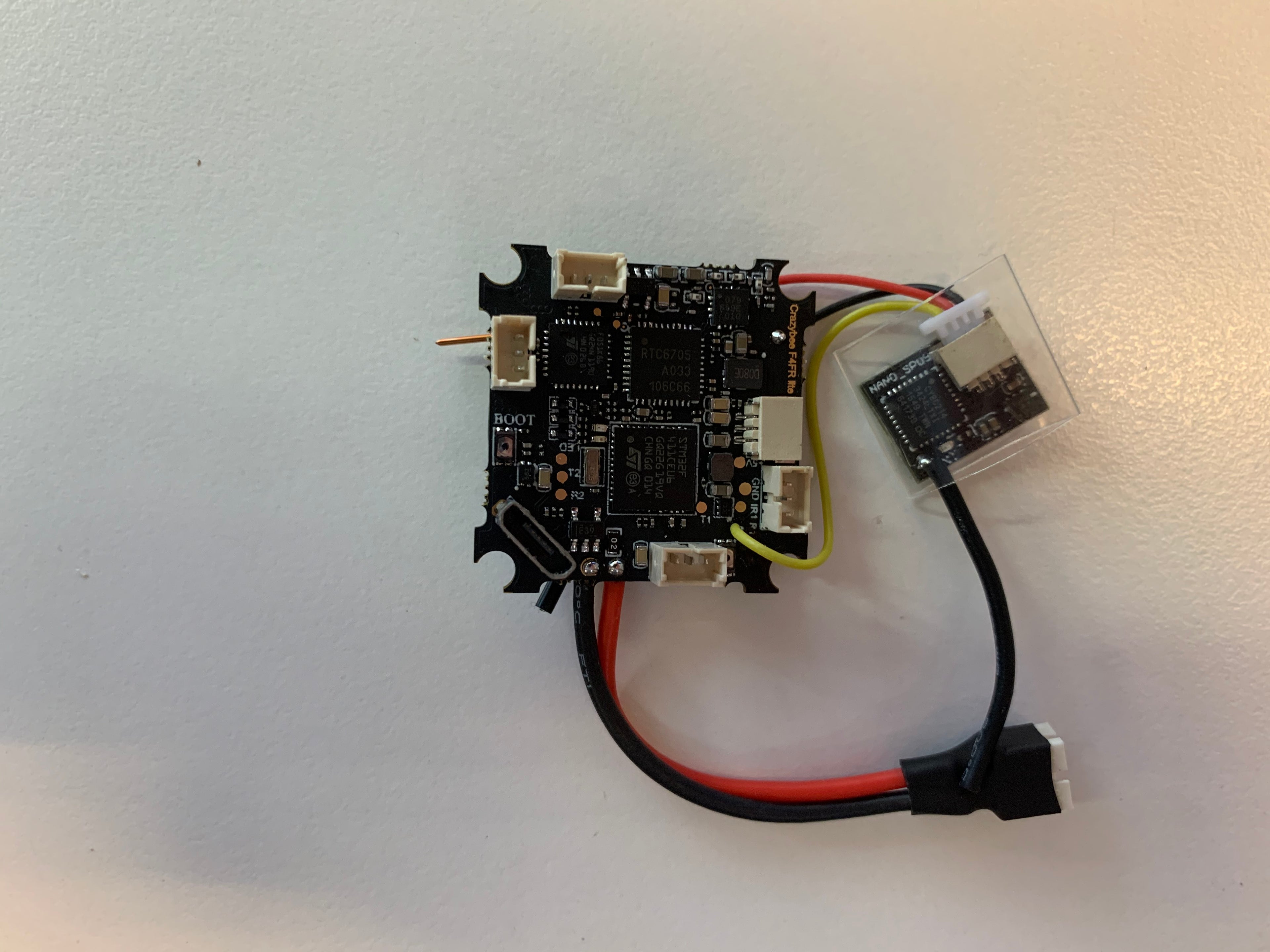 Flight controller med SP09 modtager til Spektrum DSMX til Mobula 6 Race Edition drone.