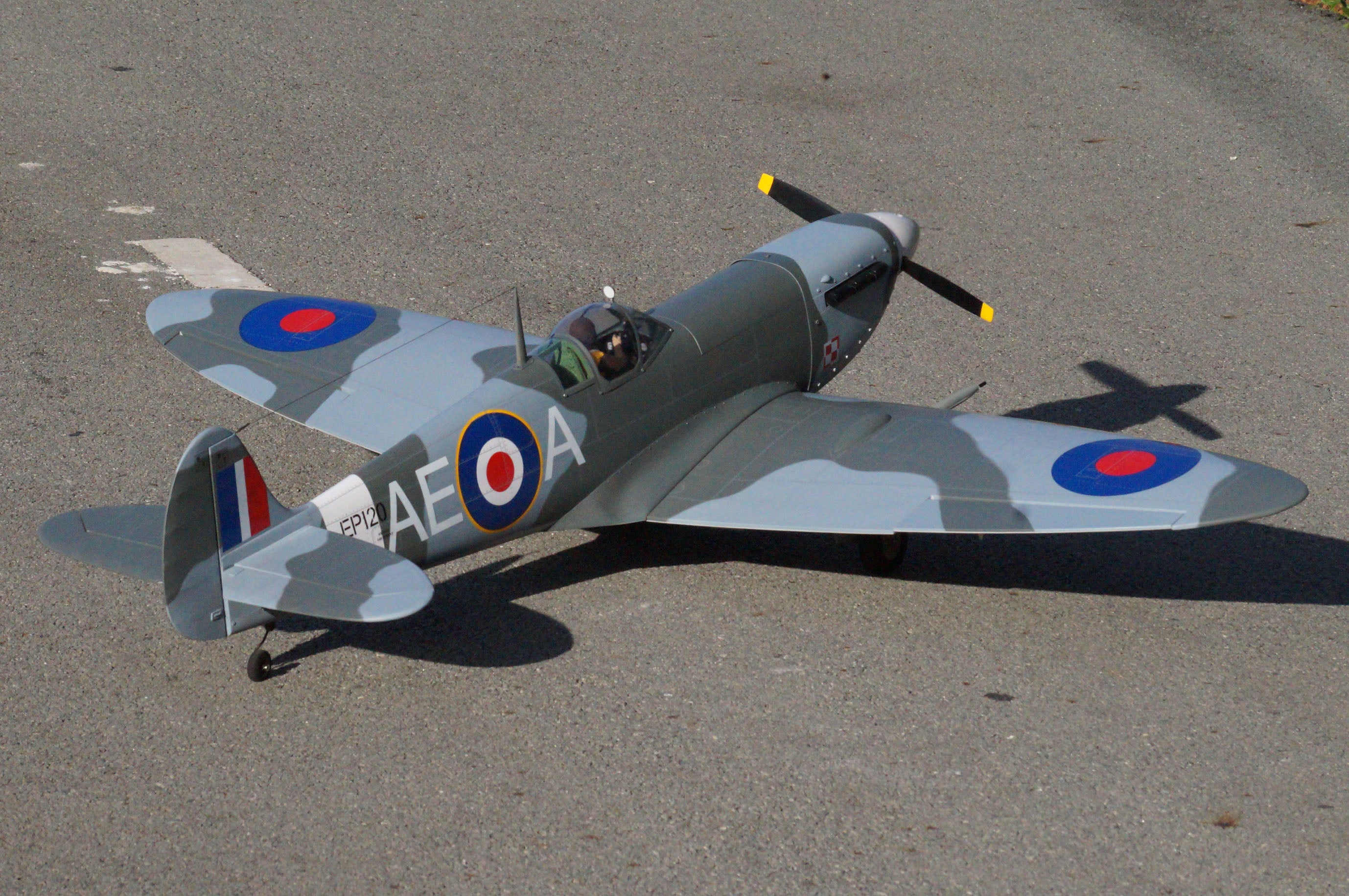 Aircraft Spitfire 1.54m .55 EP-GP - VQ-Models